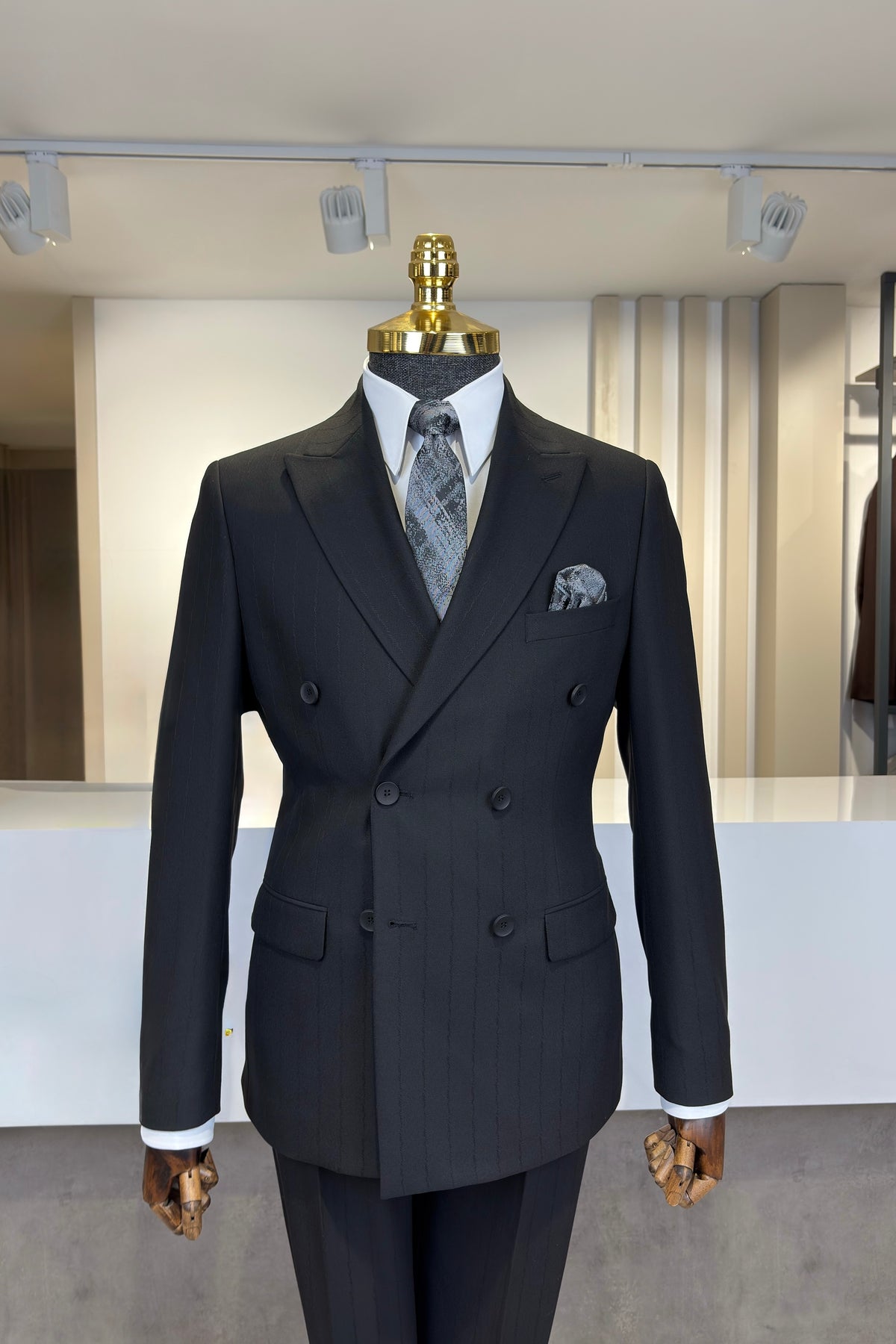 Slim Fit Erkek Sivri Yaka Çizgili Kruvaze Ceket Pantolon Takım Elbise- Siyah