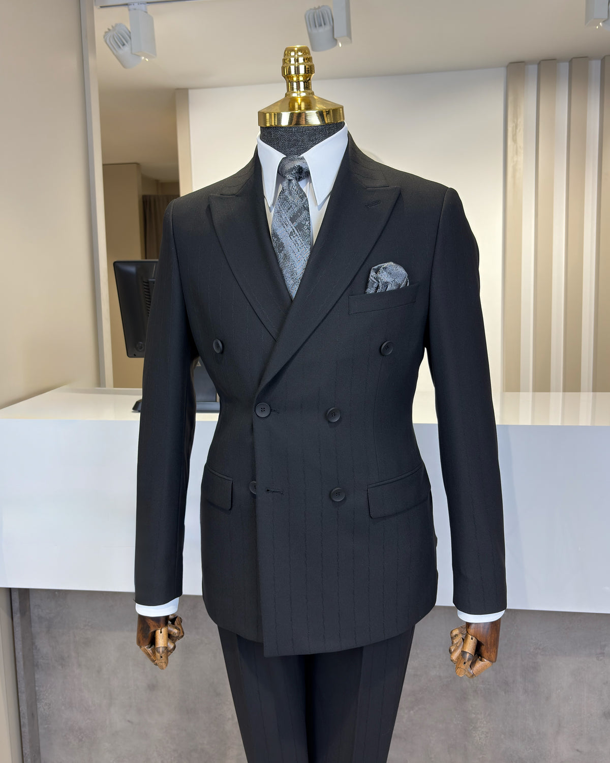 Slim Fit Erkek Sivri Yaka Çizgili Kruvaze Ceket Pantolon Takım Elbise- Siyah