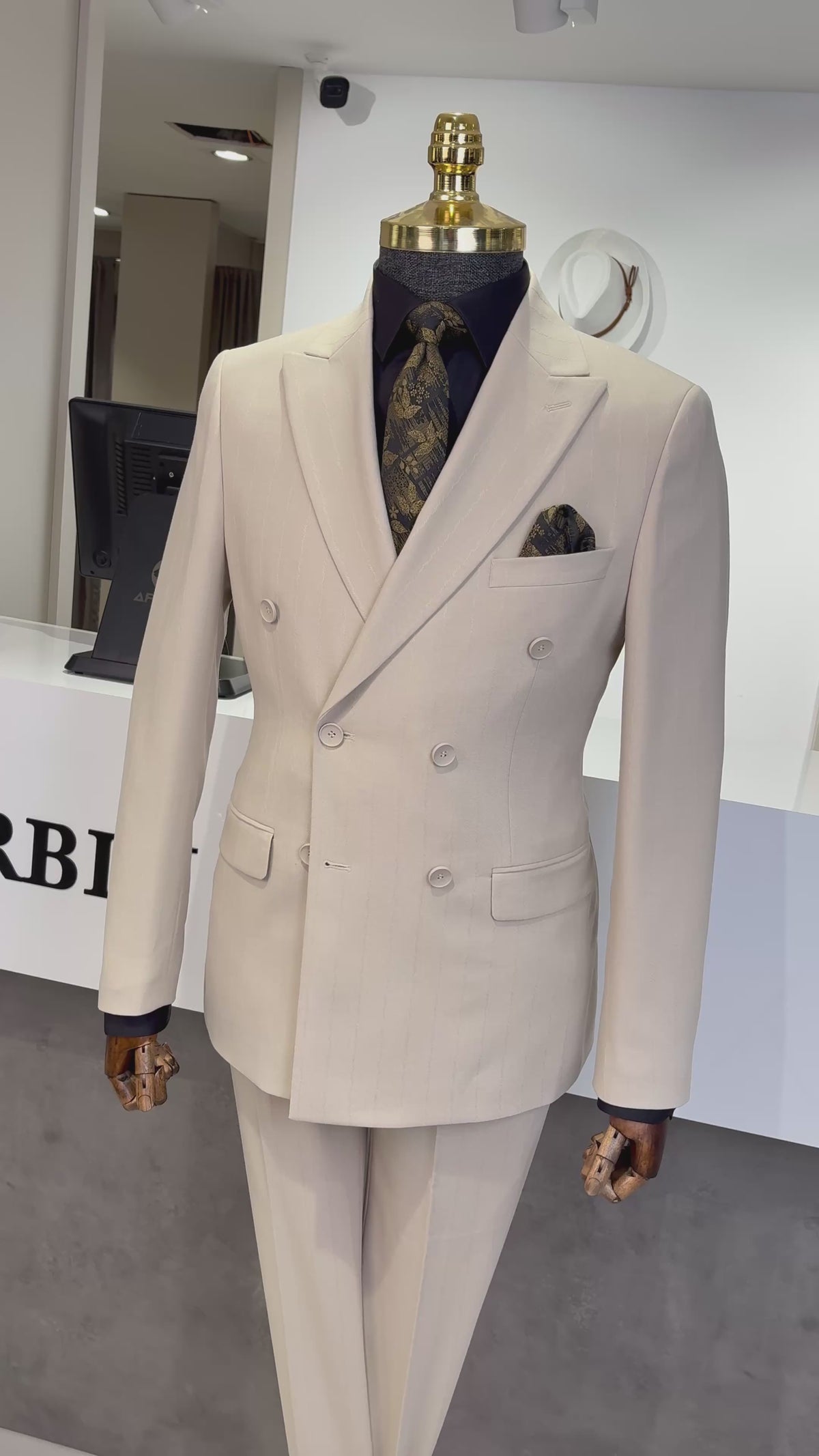Slim Fit Erkek Sivri Yaka Desenli Kruvaze Ceket Pantolon Takım Elbise- Bej